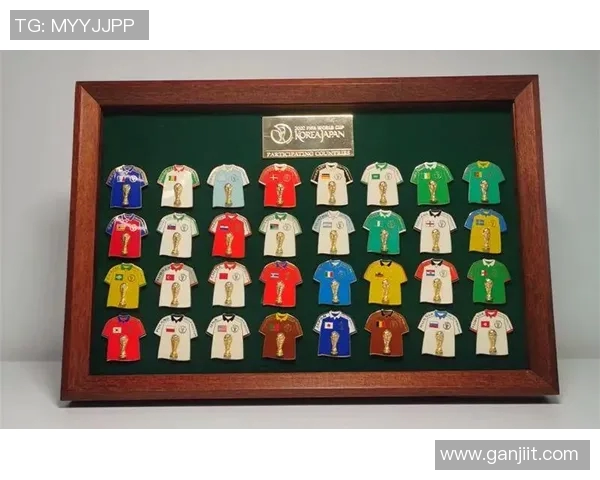 球衣背后的故事：探索体育文化与个性表达的完美融合